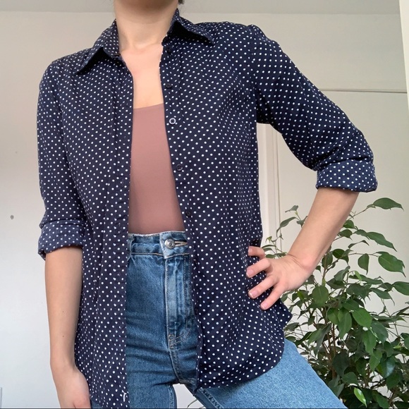 ⚡️3/$30⚡️Navy Polka Dot Blouse - Picture 3 of 3